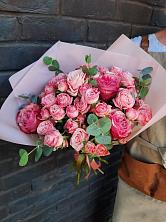 Букет цветов из:  Розы в Паниках